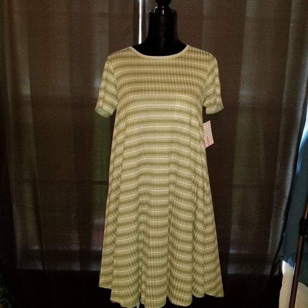 Lularoe Carly
